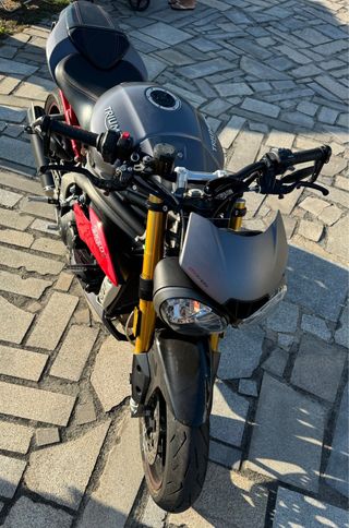 Triumph SPEEP TRIPLE 1050 R