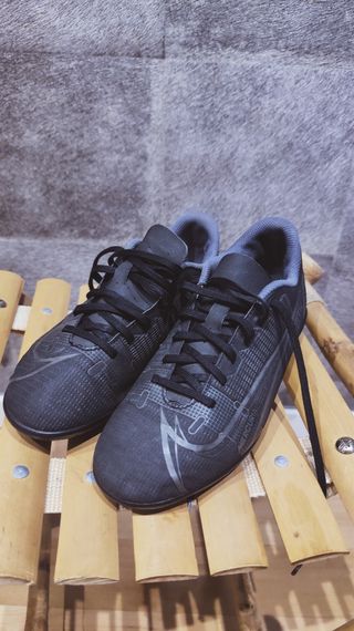 Botas de futbol niño