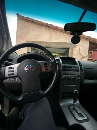 Nissan Pathfinder 2005