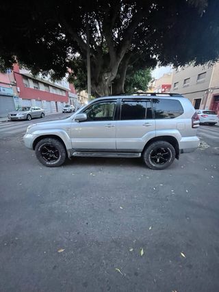 Toyota Land cruiser 120 2004