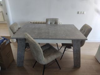 Mesa comedor con sillas