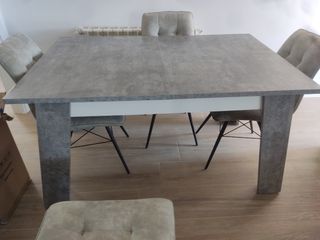 Mesa comedor con sillas