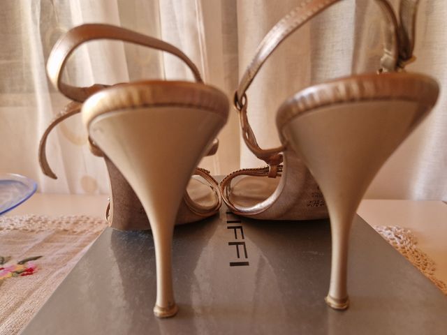 Sandali ad incrocio con strass