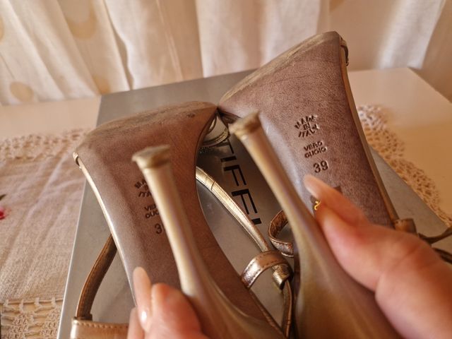 Sandali ad incrocio con strass