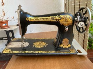 Máquina de coser Singer