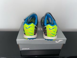 Botas de fútbol niño