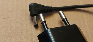 Cargador 4.5v 350mA dc Alcatel