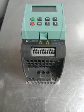 Variador de frecuencia Siemens