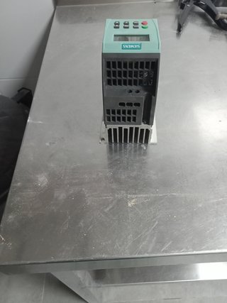 Variador de frecuencia Siemens