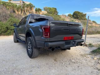 Ford F150 Raptor 2018