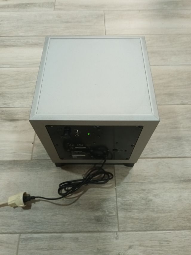 Subwoofer Yamaha autoamplificato di alta qualità