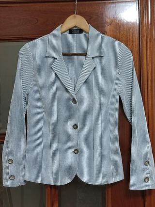 Chaqueta rayas, marca dAVELINE