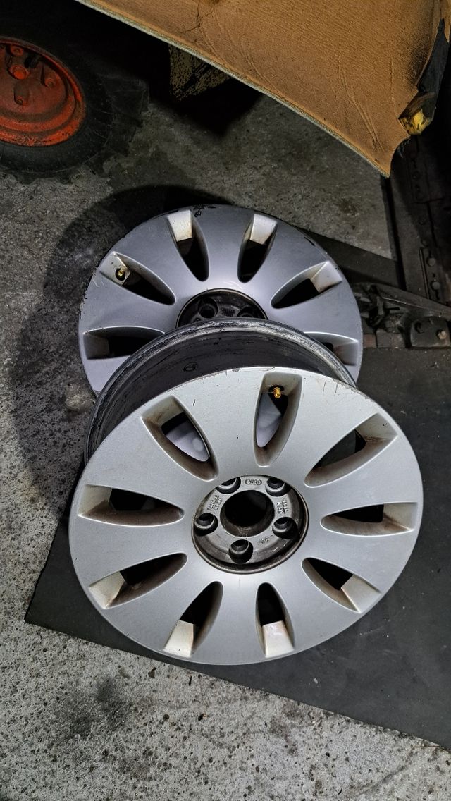 Llantas audi a4  con neumaticos