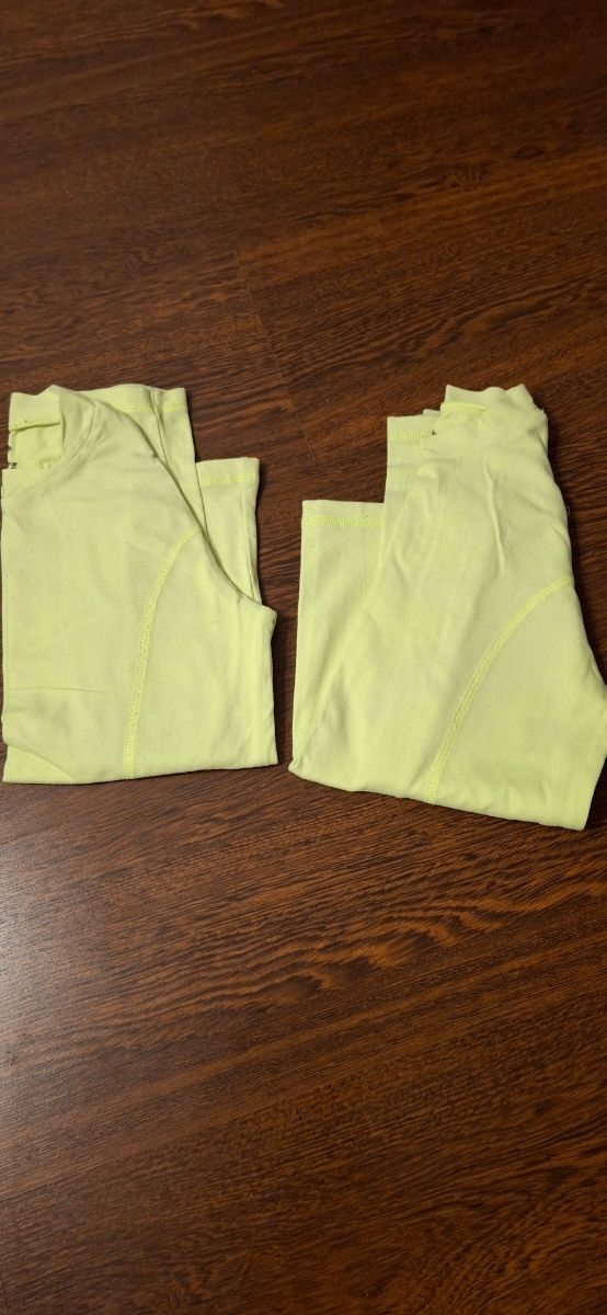 Camiseta térmica niño/a (hay dos iguales)