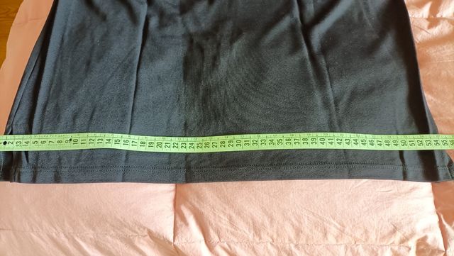 Maglia nera tg.48/50 con ricami