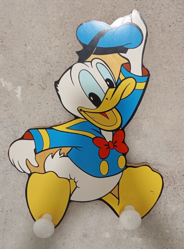 Perchero pato Donald