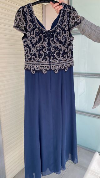 Vestido largo cuerpo pedrería