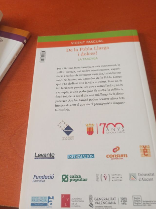 Libros en valenciano