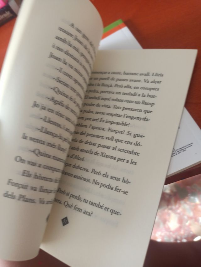 Libros en valenciano