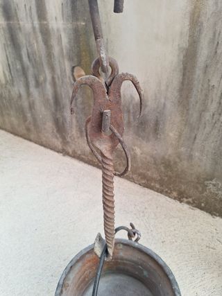 Pentola in rame gancio treppiedi ferro 