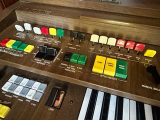 Organo Yamaha Electone