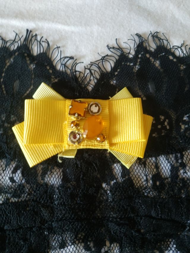 T-SHIRT BIANCA CON PIZZO