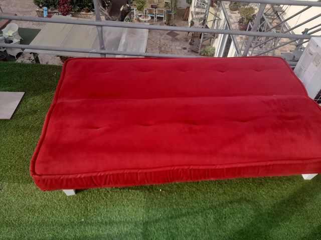 SOFÁ CLICK Clack, con dos Cojines a juego