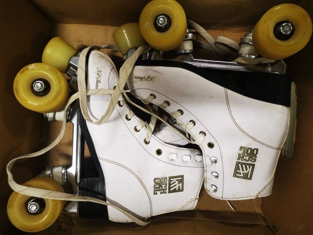 PATINES KRF SCHOOL ALUMINIO BLANCO CHAROL TALA 35