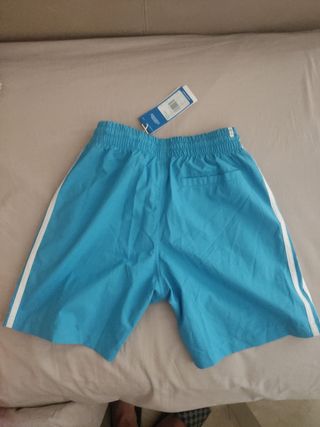 Bañador Adidas old Skool talla XS (Footlocker)