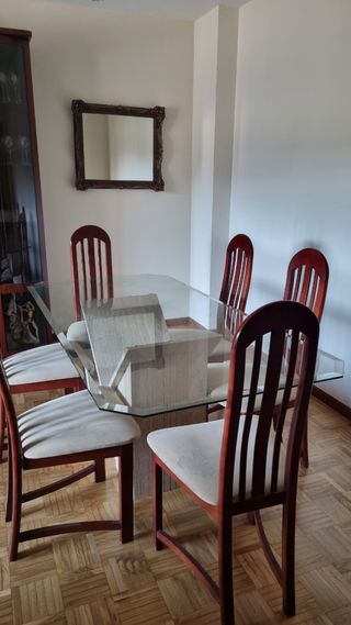 Mesa de Mármol y Cristal junto 6 sillas Vintage