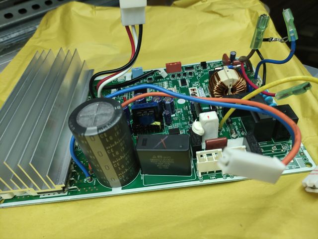 Placa electrónica Mitsubishi electric muz-hj35va