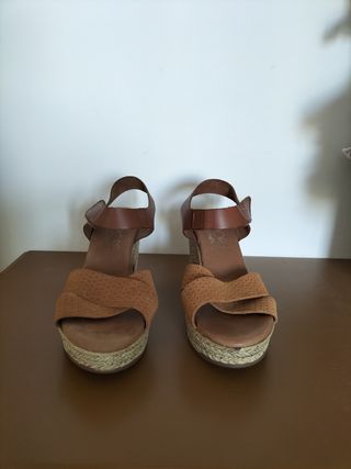 Sandalias de piel