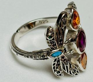 Anillo “libelulas” con gemas en plata de ley 925 