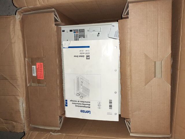 Variador de velocidad lenze 45 kw E82EV453K4B201