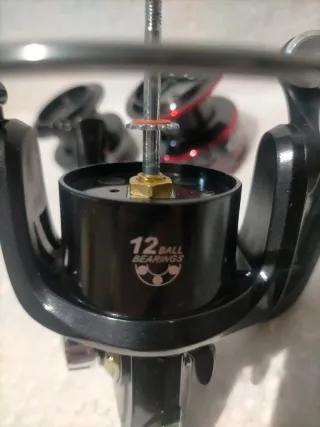 Carrete pesca HD 4000 con 2 Bobinas.