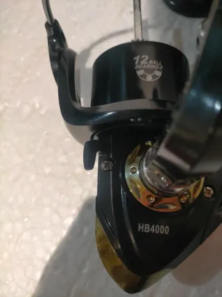 Carrete pesca HD 4000 con 2 Bobinas.