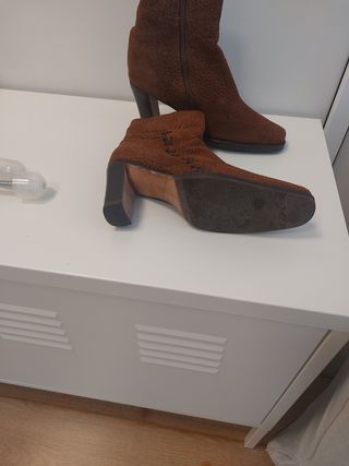 Botines de piel