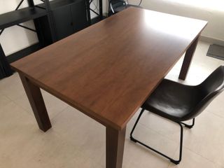 MESA DE DISEÑO DE MADERA MACIZA