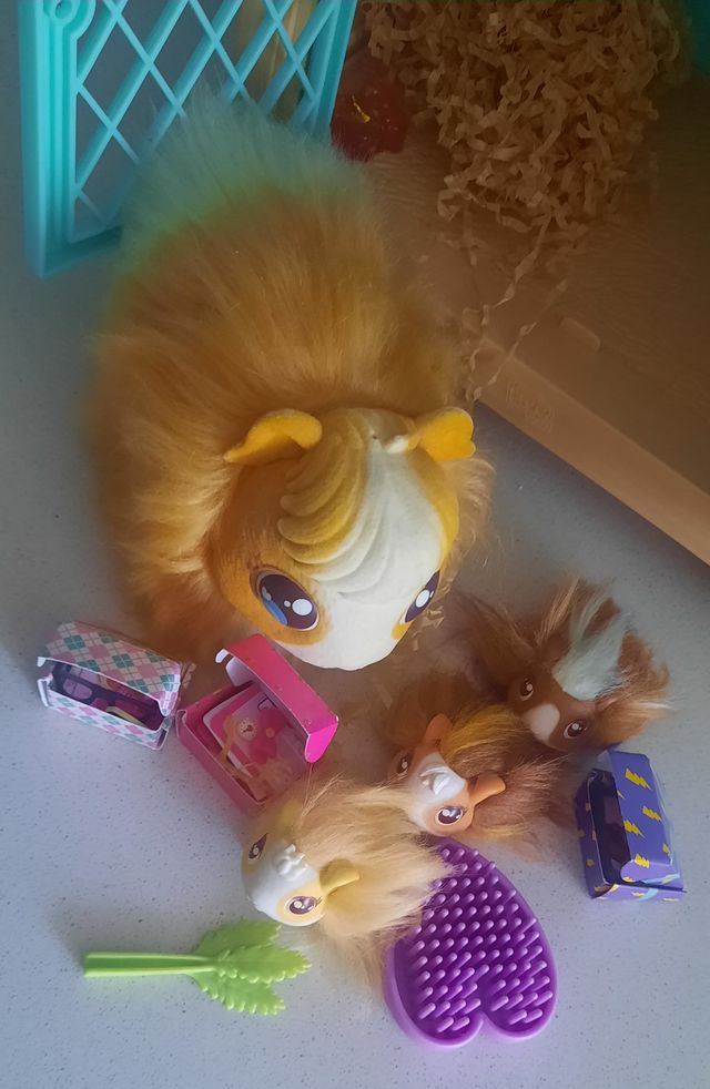 Little Live Pets - Mama Surprise Cobaya