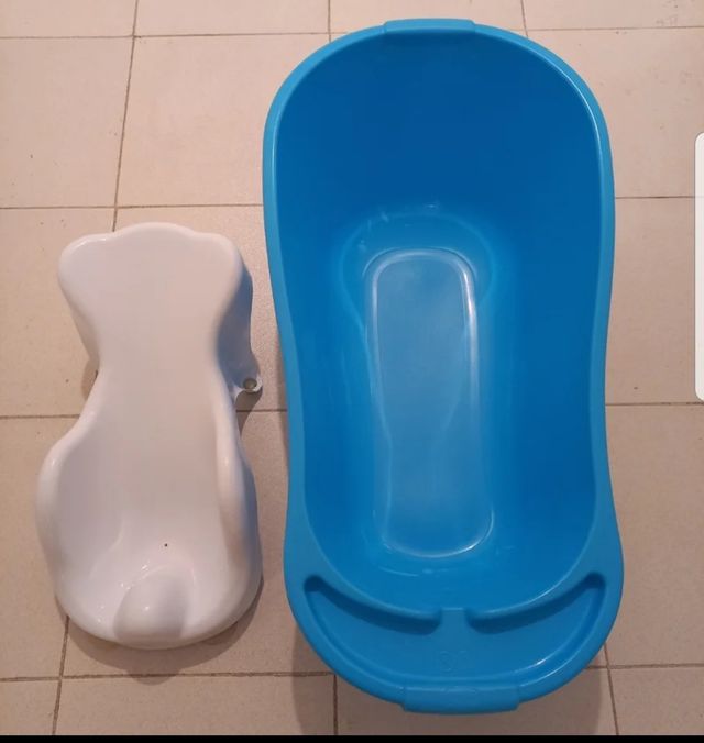 Bañera de bebé con soporte