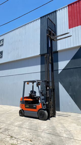 CARRETILLA ELEVADORA TORITO ELECTRICO BARATO