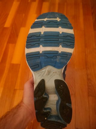 Mizuno Wave Fortis 5