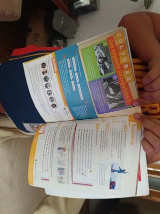 Libro de francés de segundo de la eso