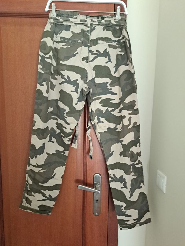 Calças mulher padrào camuflado
