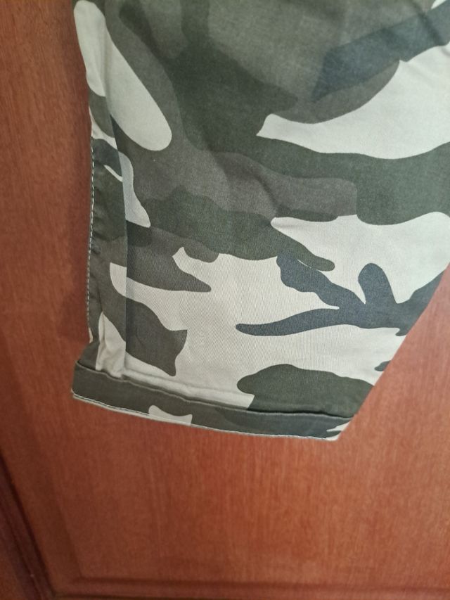 Calças mulher padrào camuflado