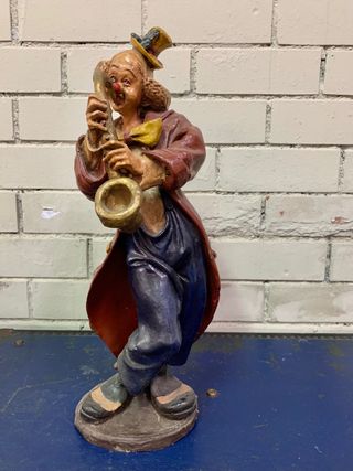 Escultura payaso de fibra de vidreo. Bonnie