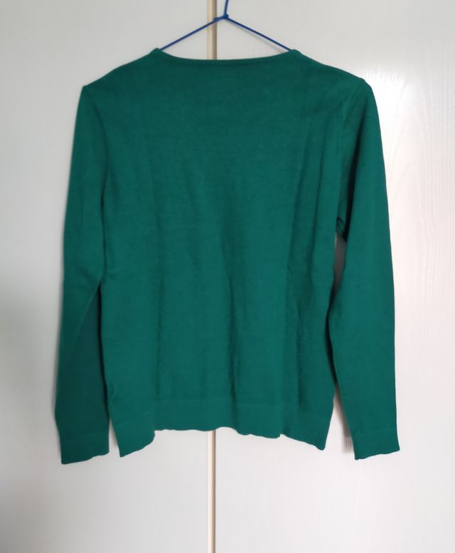 Suéter verde de punto REBAJADO