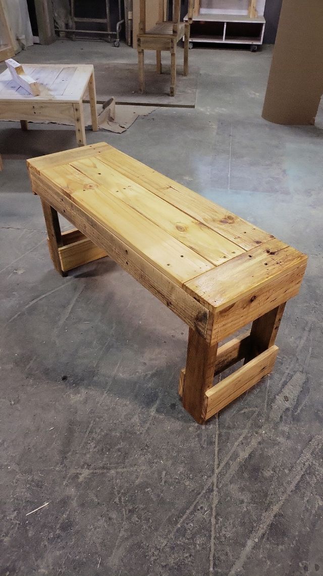 Banco in legno stile rustico