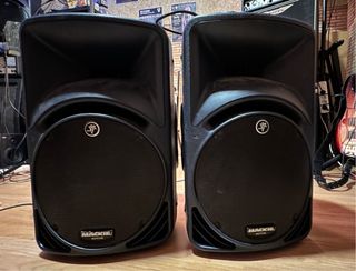 Altavoces (2) activos MACKIE SRM 450 V2