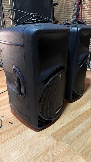 Altavoces (2) activos MACKIE SRM 450 V2